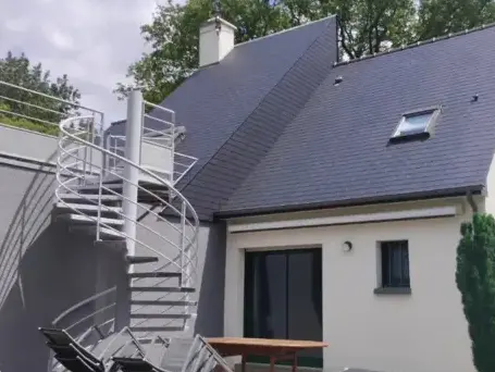 pose de sol en resine à L'Hermitage - image 2